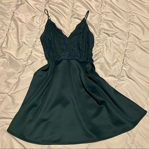 COPY - Charlotte Russe Emerald Green Lace Plunge Dress